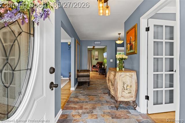 Property Photo:  21450 Virginia Street  MI 48076 
