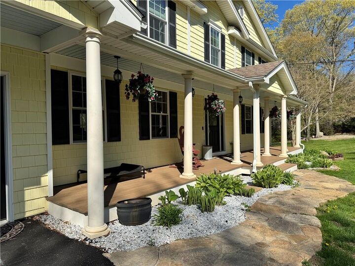Property Photo:  71 Rolling Hill Drive  RI 02822 