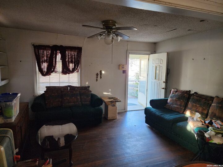 Property Photo:  706 W Lullwood  TX 78212 