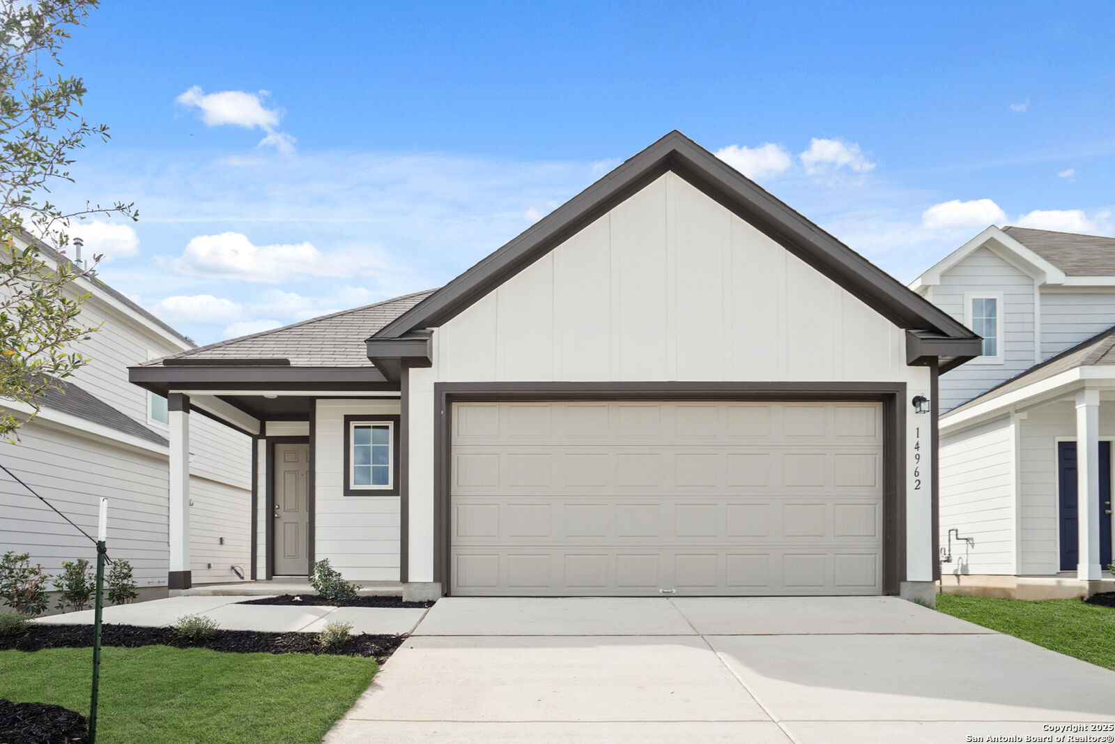 Property Photo:  14962 Fischer Garden  TX 78253 