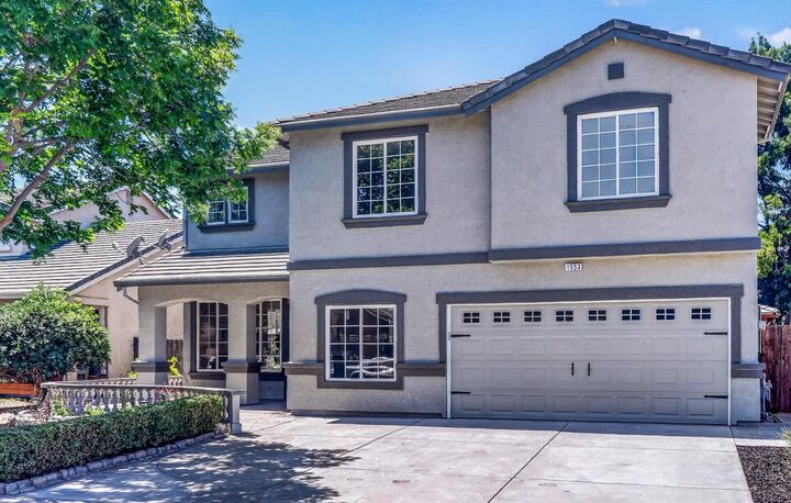 Property Photo:  1553 Vinewood Way  CA 95376 