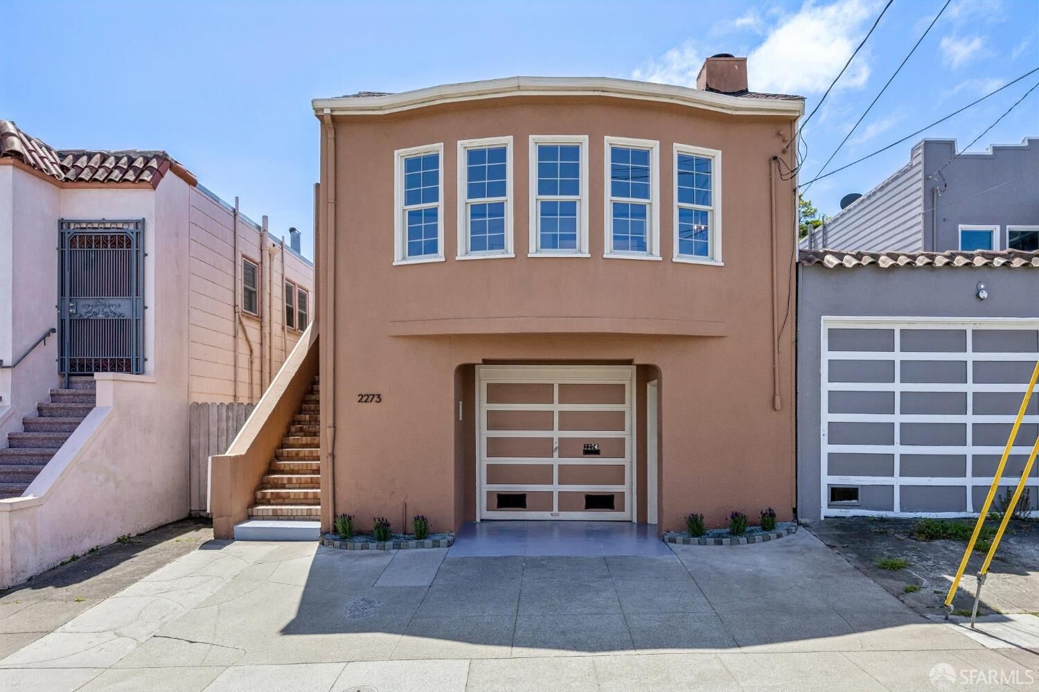 Property Photo: 2273 Cayuga Avenue CA 94112