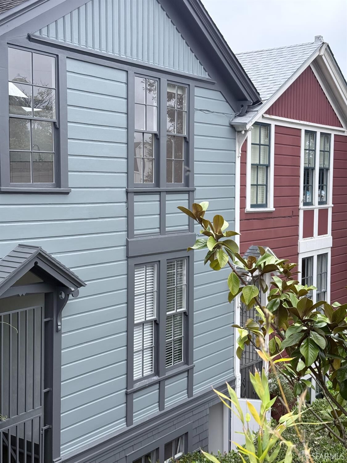 Property Photo: 6 Cottage Row CA 94115