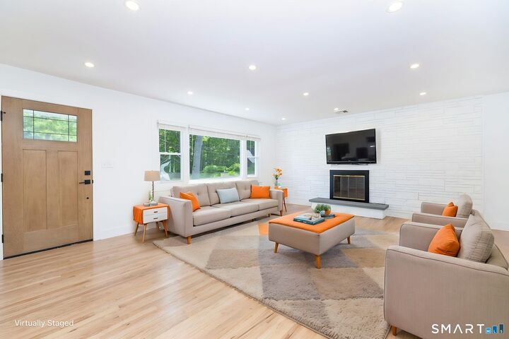 Property Photo:  1024 Willard Road  CT 06477 