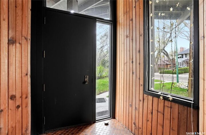 Property Photo: 160 Leopold Crescent SK S4T 6N6