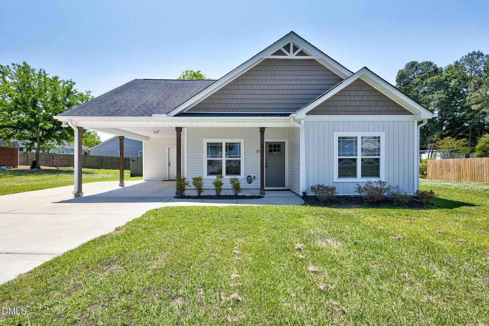 Property Photo: 211 W Lewis Street NC 27524