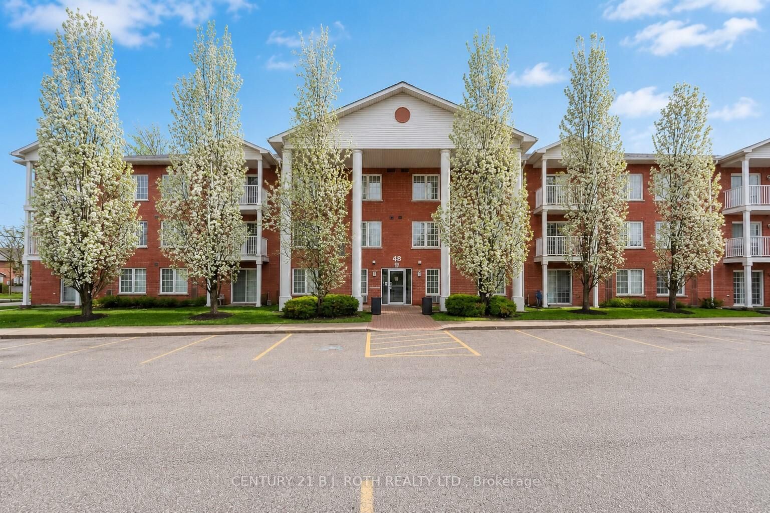 Property Photo:  49 Jacobs Terrace 114  ON L4N 0W4 