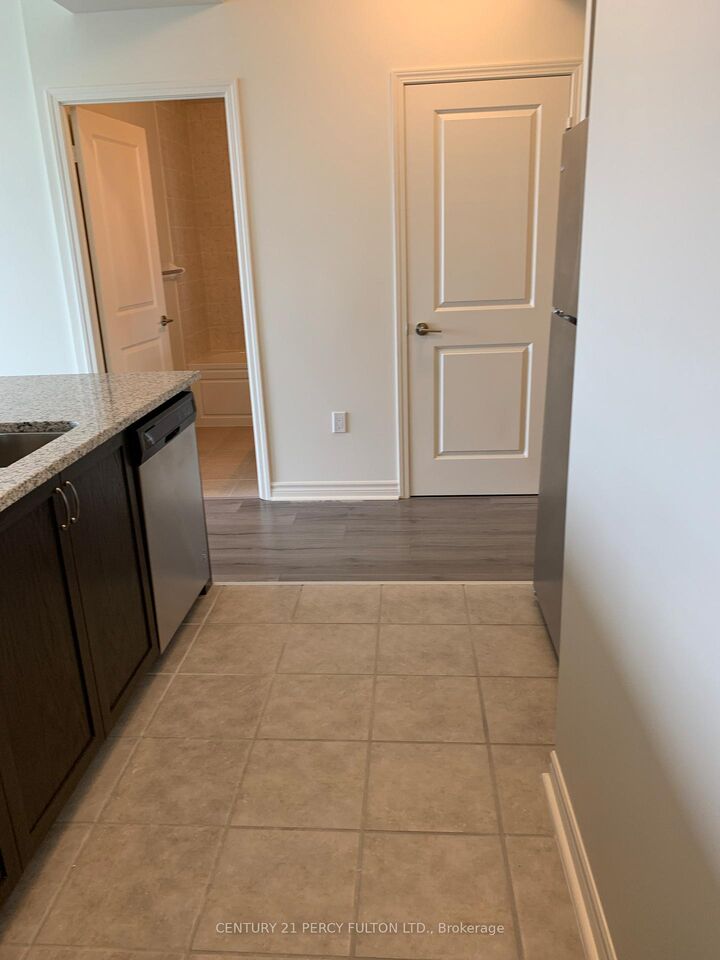 Property Photo: 349 Rathburn Road W 1501 ON L5B 0C8