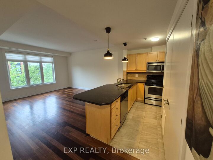 Property Photo: 323 Winona Avenue 10 ON K1Z 5H3