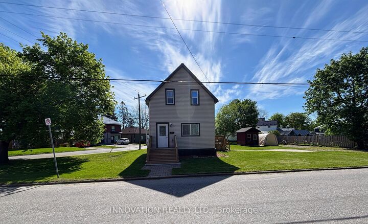 Property Photo: 27 Anne Street ON K7A 2R1