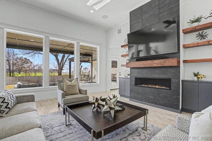 Property Photo: 6756 E 128th Street S OK 74008