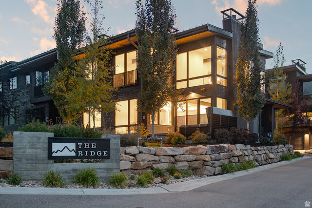 Property Photo: 3576 Ridgeline Dr UT 84098