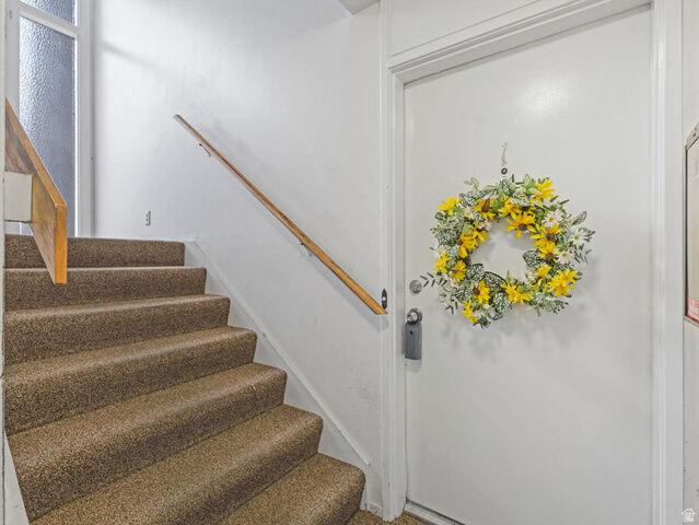 Property Photo:  4852 S Highland Cir #1  UT 84117 