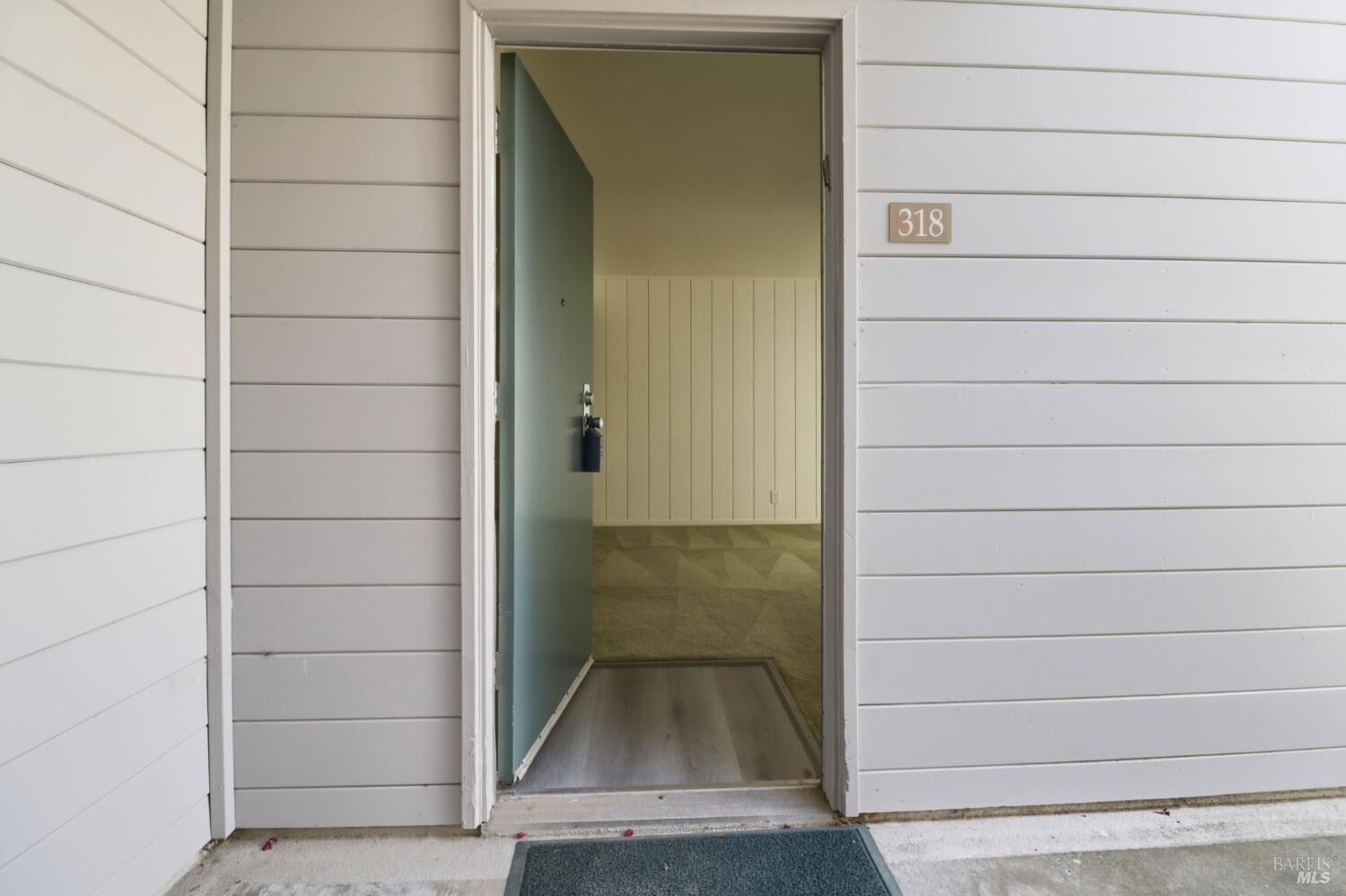 Property Photo: 318 Larkspur Plaza Drive CA 94939