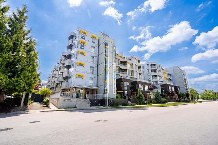 Property Photo: 32838 Landeau Place 609 BC V2S 0M6