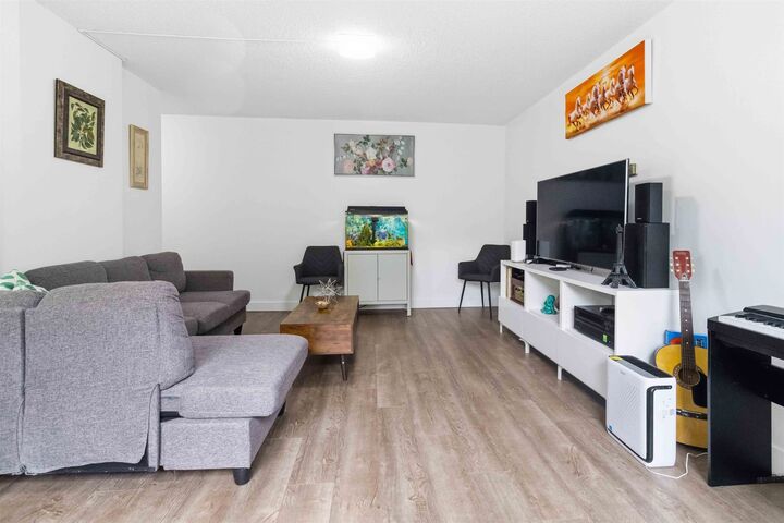 Property Photo:  620 Seventh Avenue 106  BC V3M 5T6 