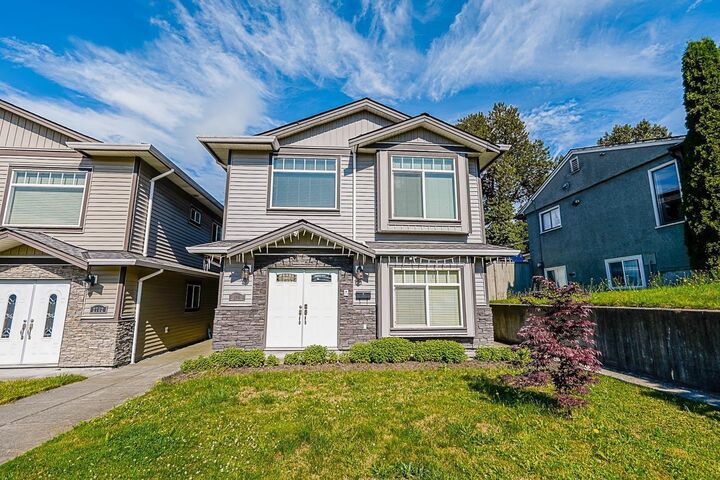 2708 Boundary Road — photo 1
