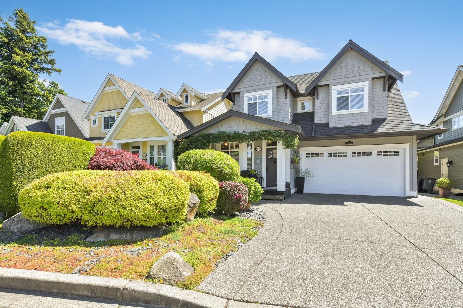 Property Photo:  14876 34 Avenue  BC V4P 0B4 