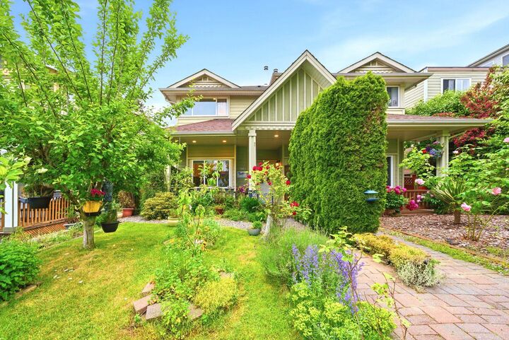 Property Photo: 562 W Keith Road BC V7M 1M4
