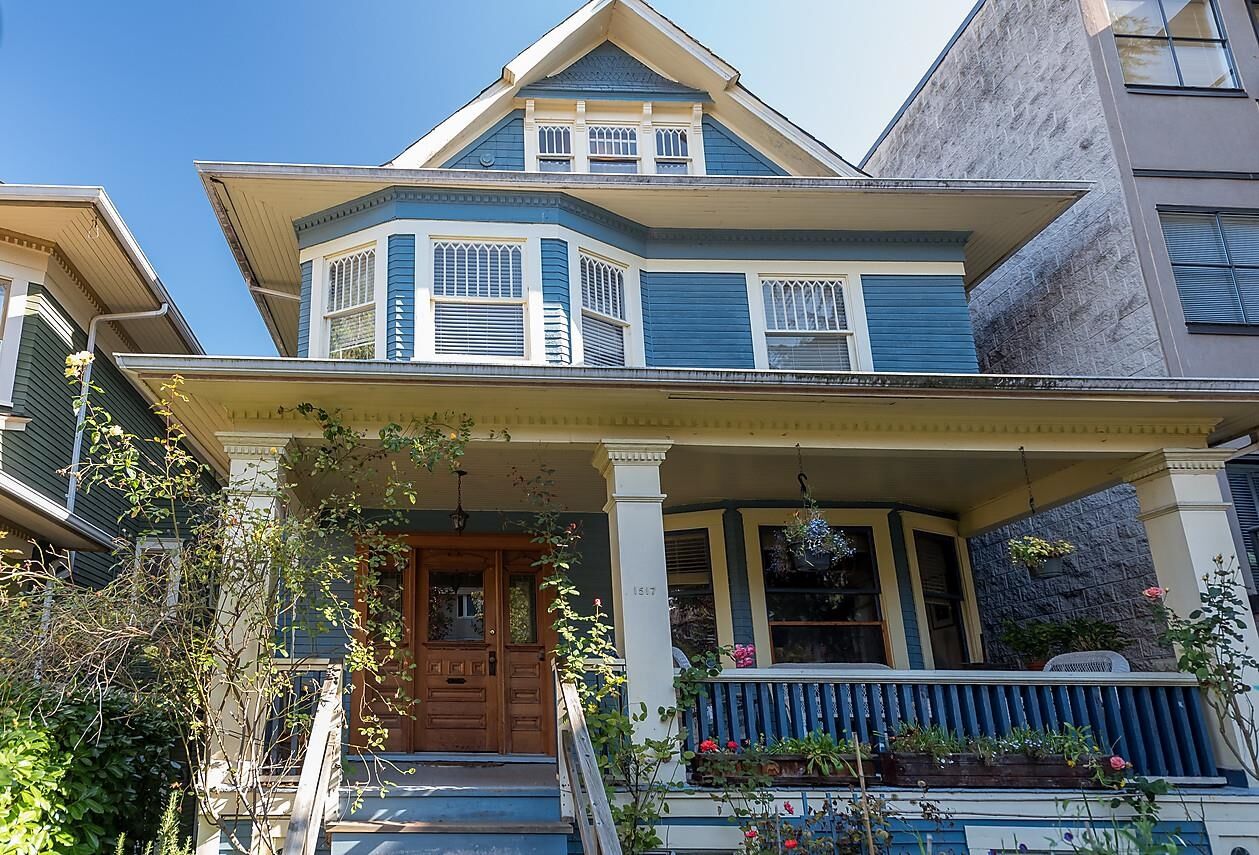 Property Photo:  1517 Comox Street 7  BC V6G 1P3 