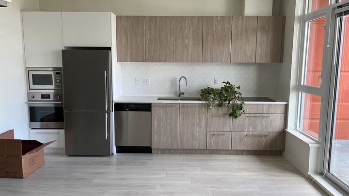 Property Photo: 691 North Road 1306 BC V3J 0H9