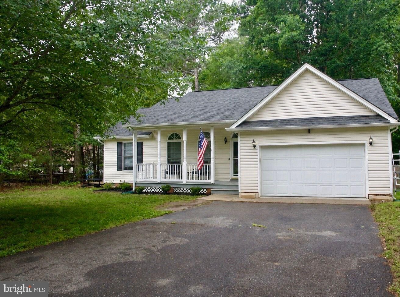 Property Photo:  18120 Bridlewood Lane  VA 22546 