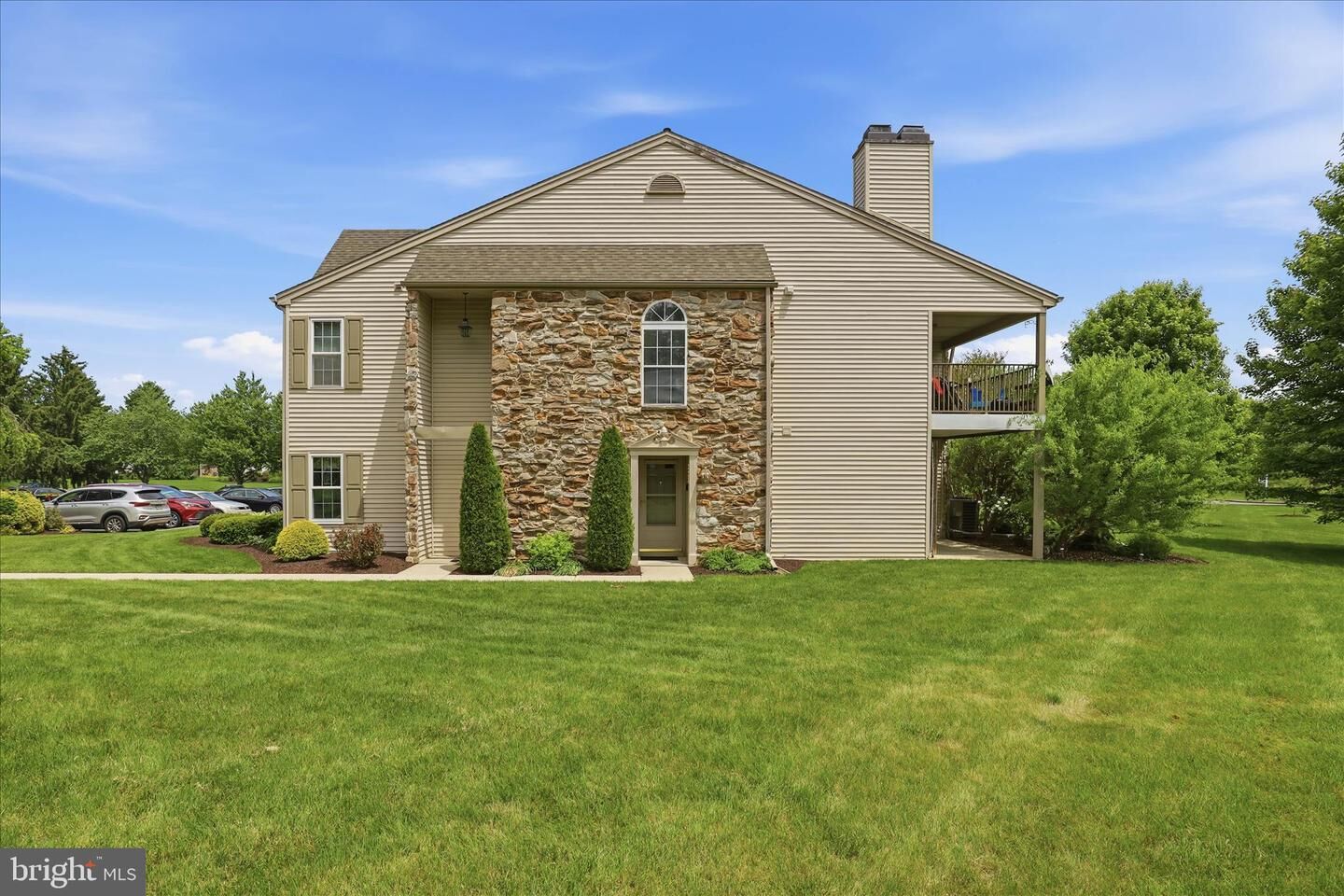 Property Photo:  223 Greenview Drive  PA 17601 