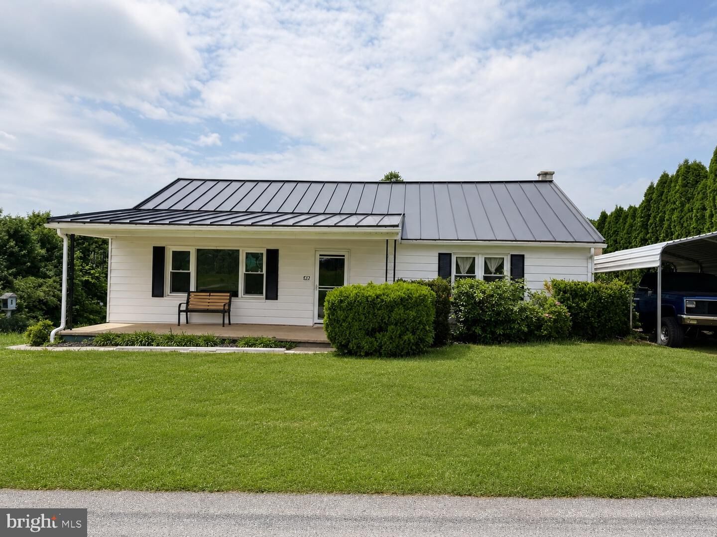 Property Photo:  542 Old York Road  PA 17070 