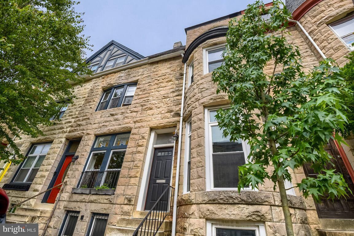 Property Photo:  2331 N Calvert Street  MD 21218 