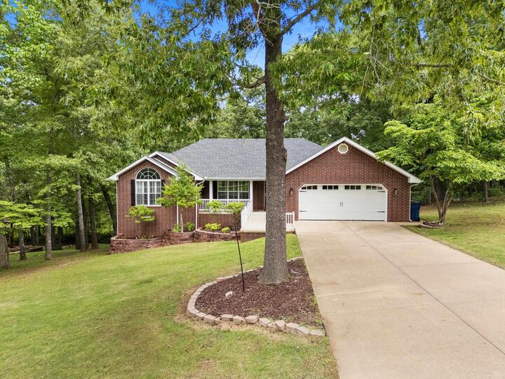 Property Photo: 96 Woodcreek Court AR 72653