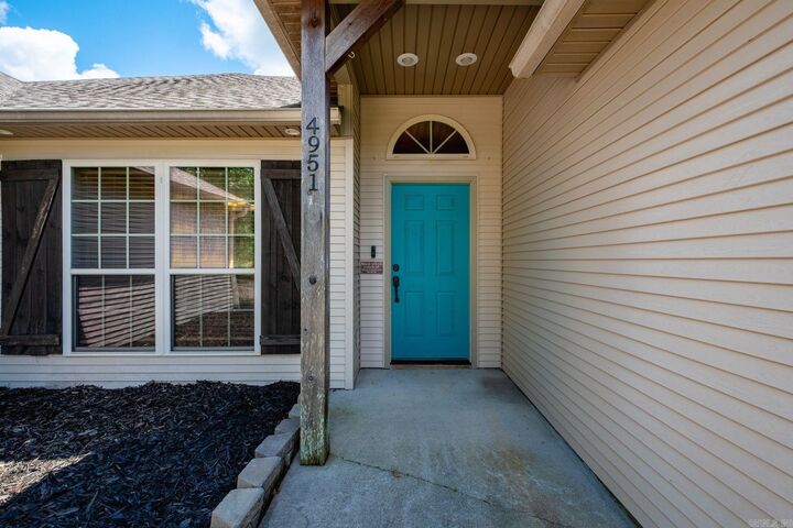 Property Photo: 4951 Dixie Lane AR 72019