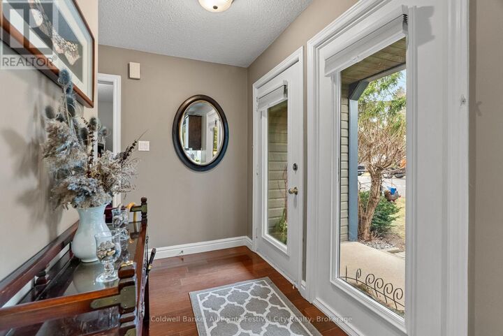 Property Photo:  76582 Jowett'S Grove Road 28  ON N0M 1G0 
