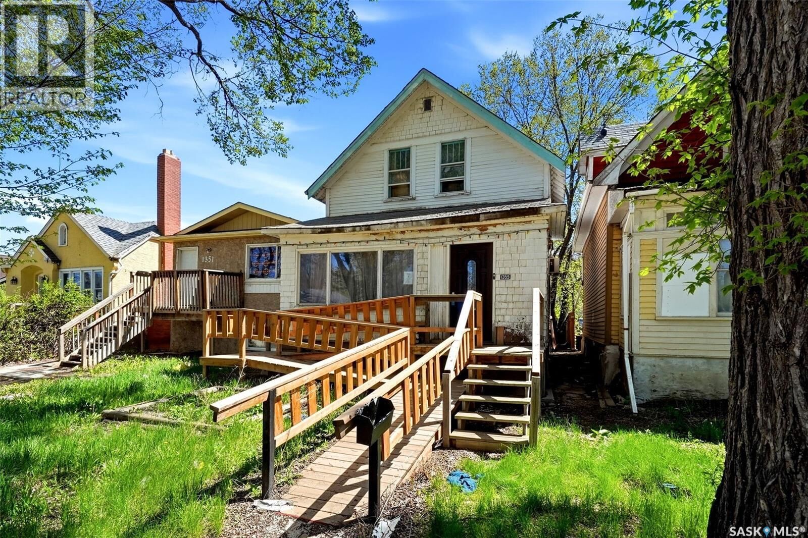 Property Photo:  1355 Retallack Street  SK S4T 2J1 