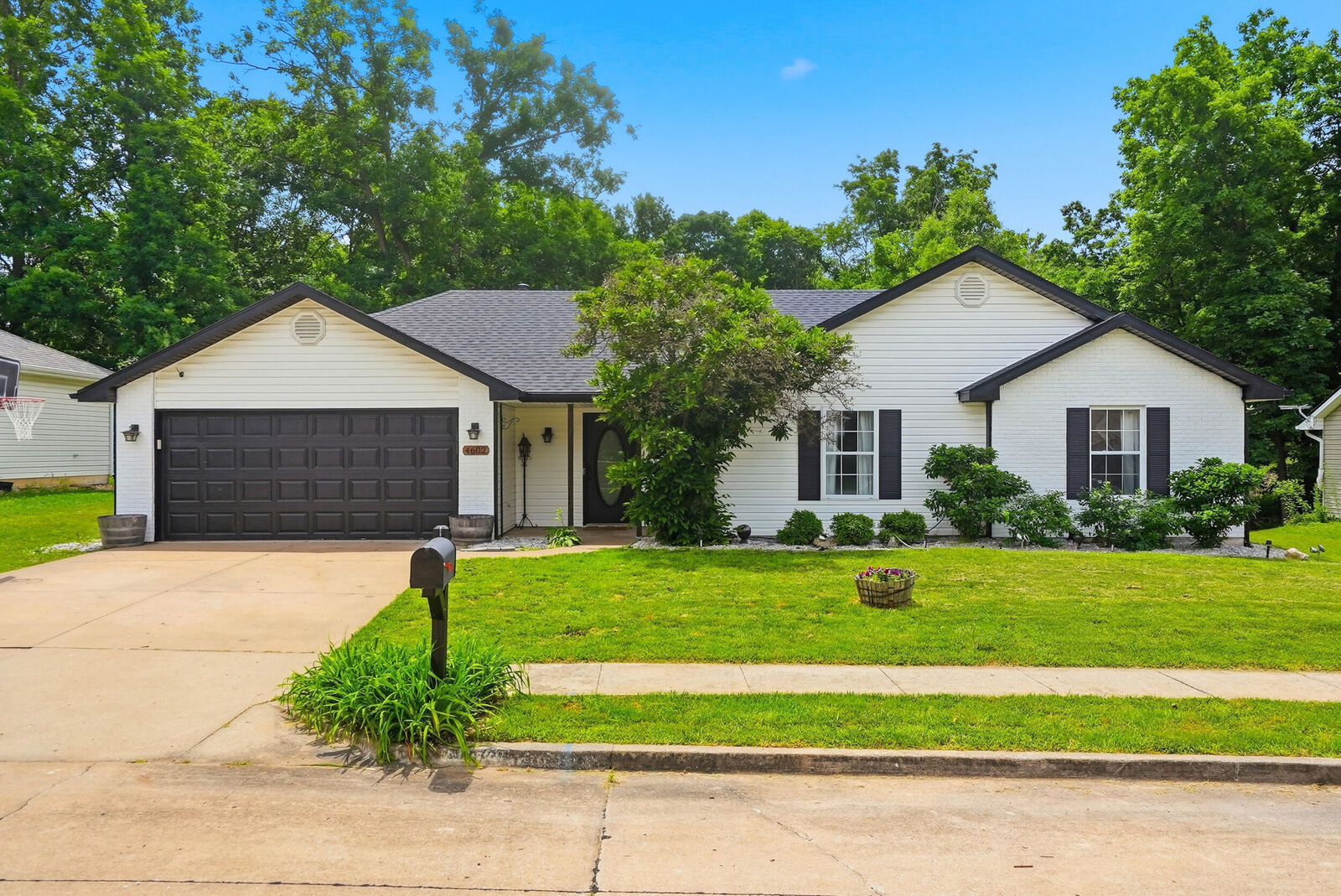 Property Photo:  4602 Wren Wood Dr  MO 65202 