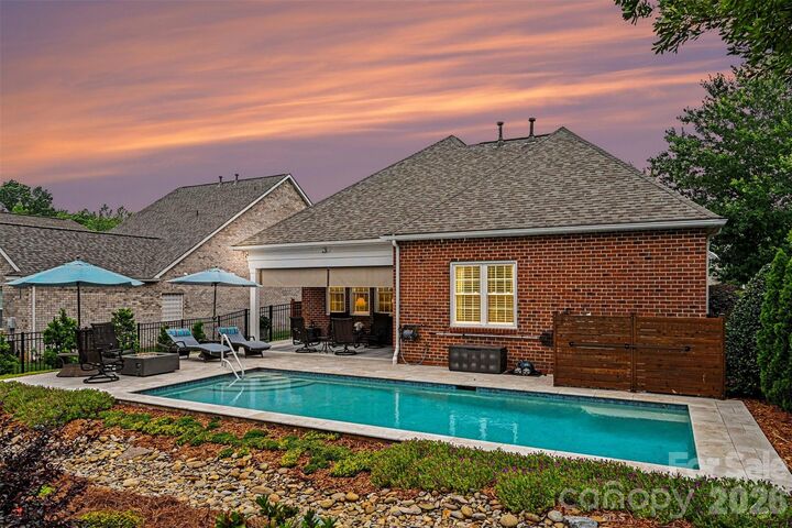 Property Photo:  7929 Honey Fig Road  NC 28277 