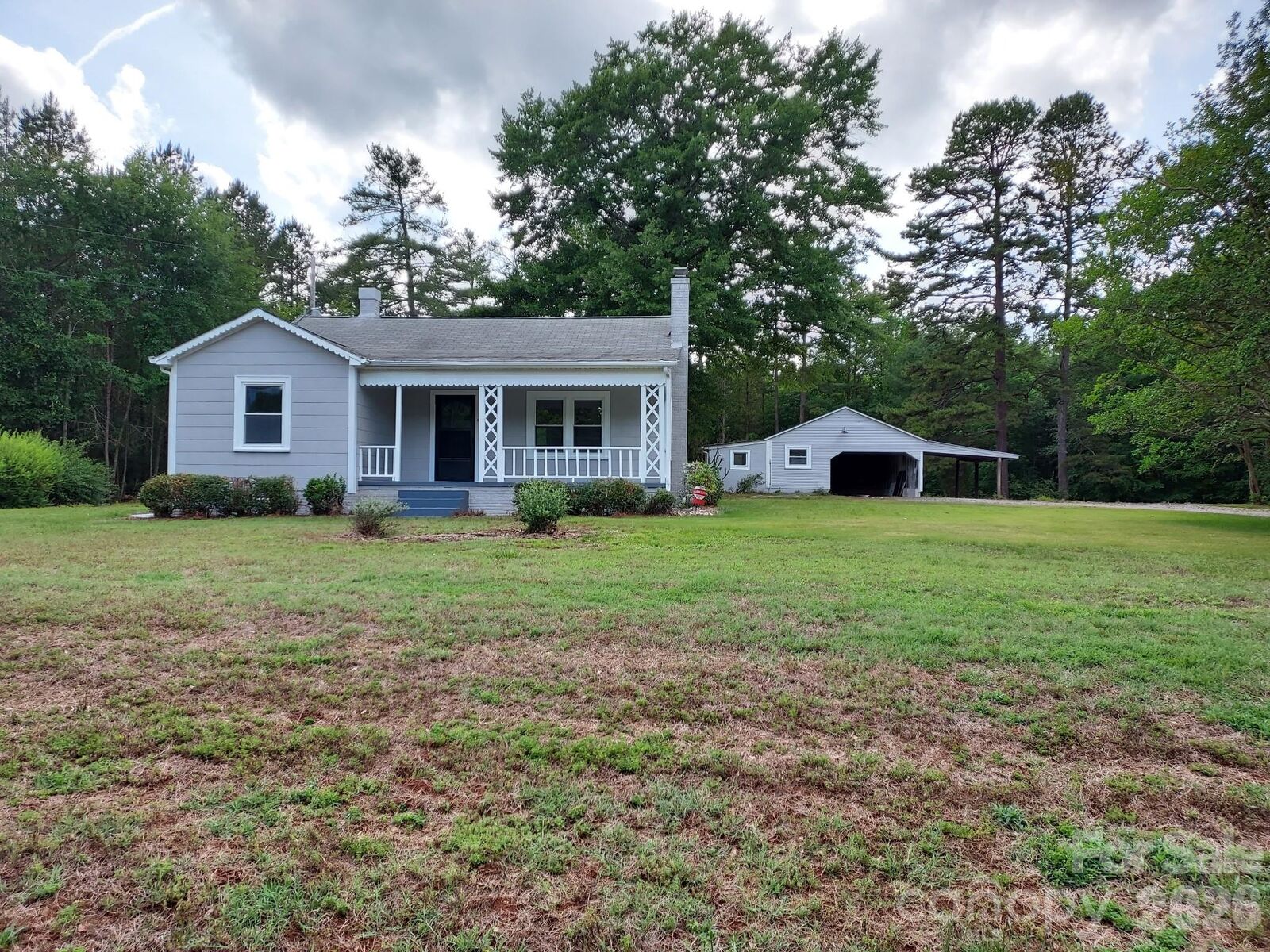 Property Photo:  568 Pineville Road  NC 28677 