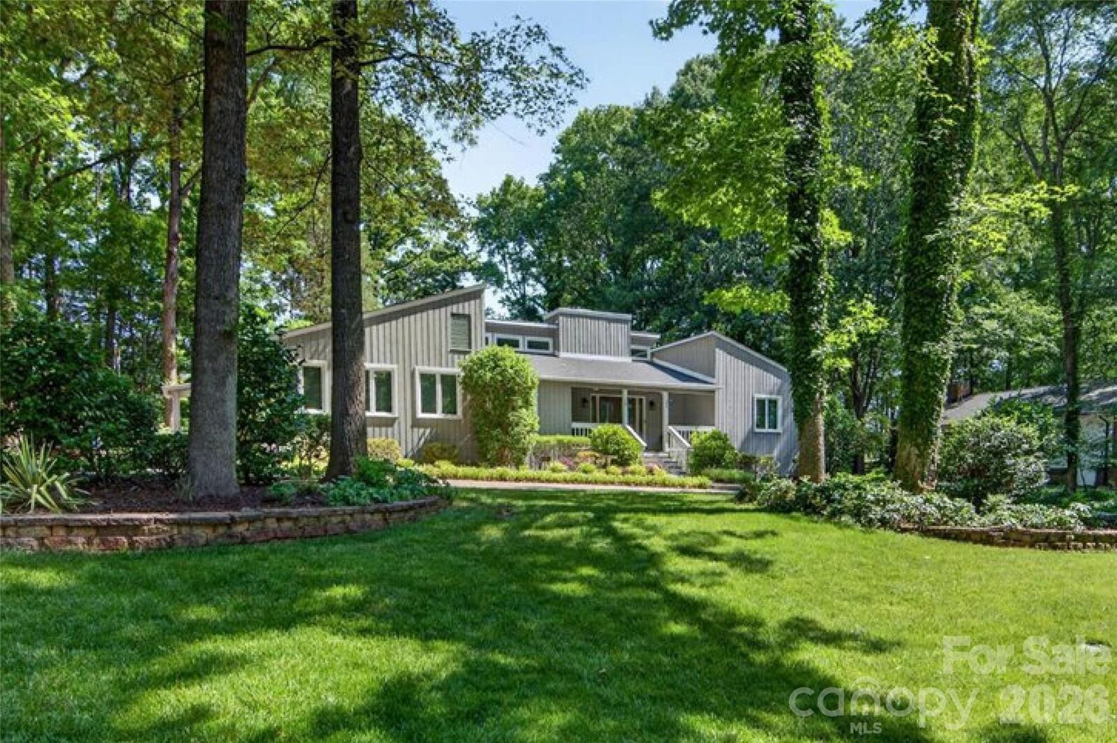 Property Photo:  3816 Smokerise Hill Drive  NC 28277 