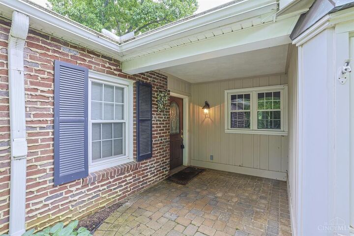 Property Photo:  8853 Hollyhock Drive  OH 45231 