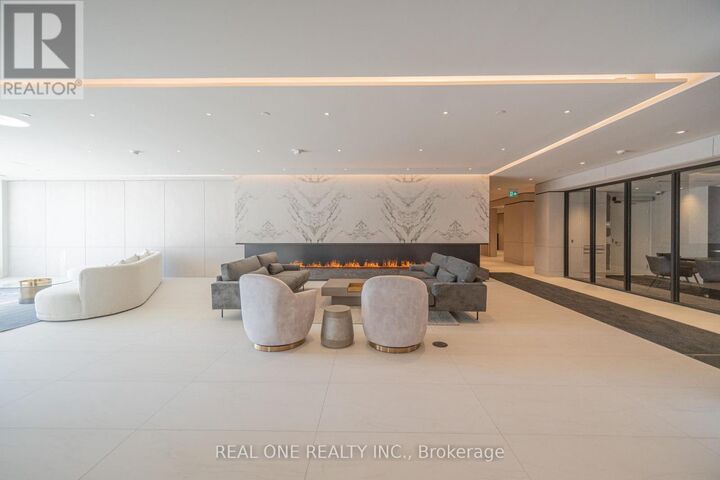 Property Photo:  30 Upper Mall Way 1408  ON L4J 0L7 