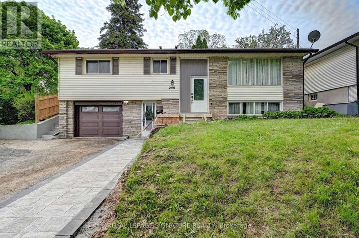 Property Photo:  240 Stonybrook Drive  ON N2M 4M1 
