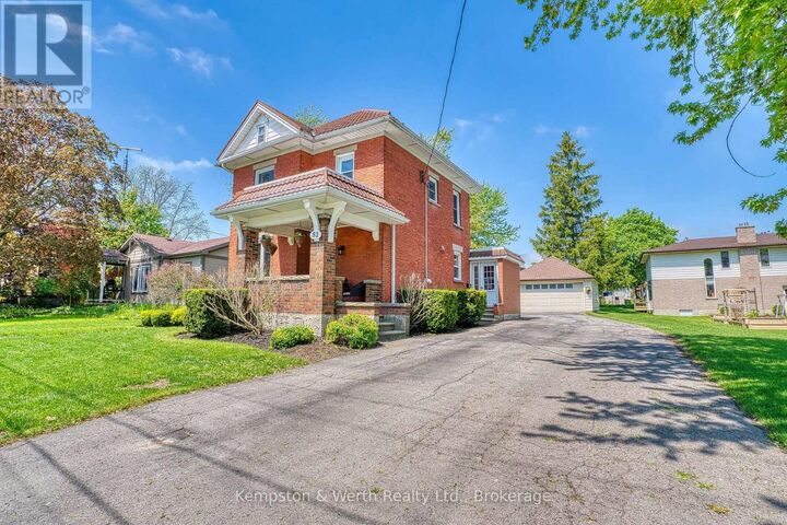 Property Photo:  82 Main Street North  ON N0K 1M0 