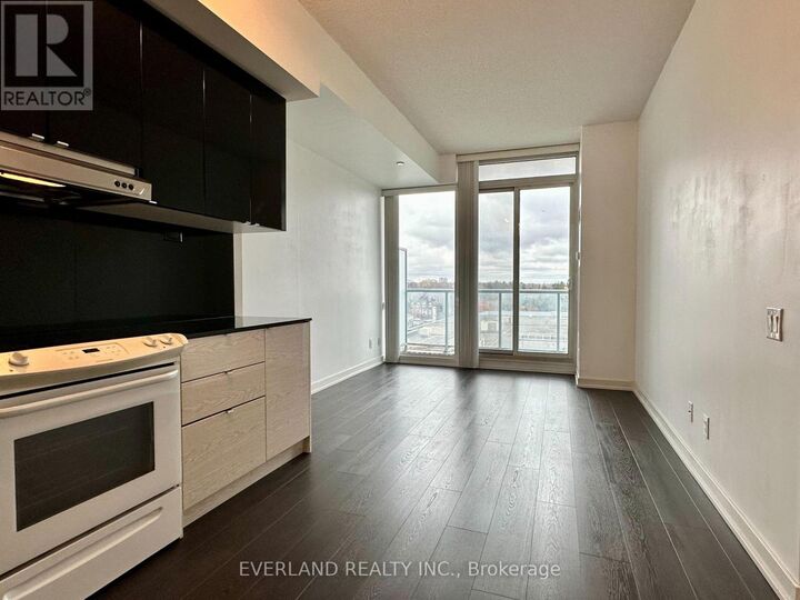 Property Photo:  72 Esther Shiner Boulevard 710  ON M2K 0C4 