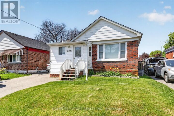 Property Photo:  226 Wilson Road South  ON L1H 6C3 