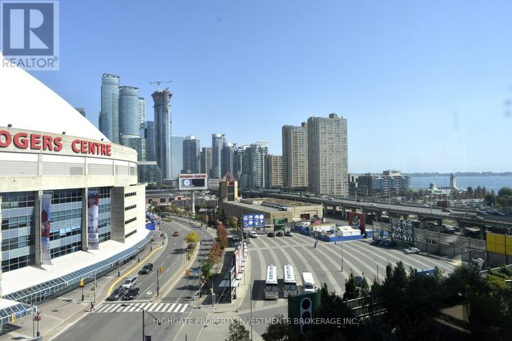 Property Photo:  3 Navy Wharf Court 909  ON M5V 3V1 