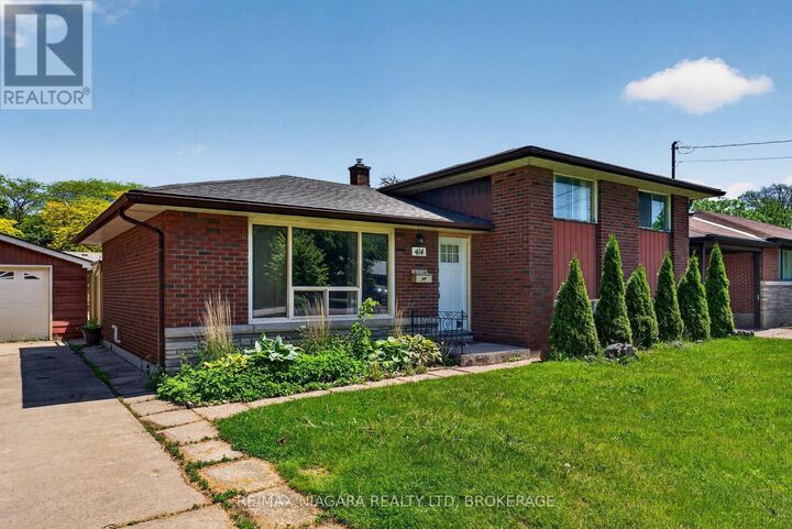Property Photo: 414 Bunting Road ON L2M 3Z2