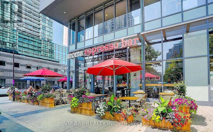 Property Photo: 5162 Yonge Street Lph308 ON M2N 0E9