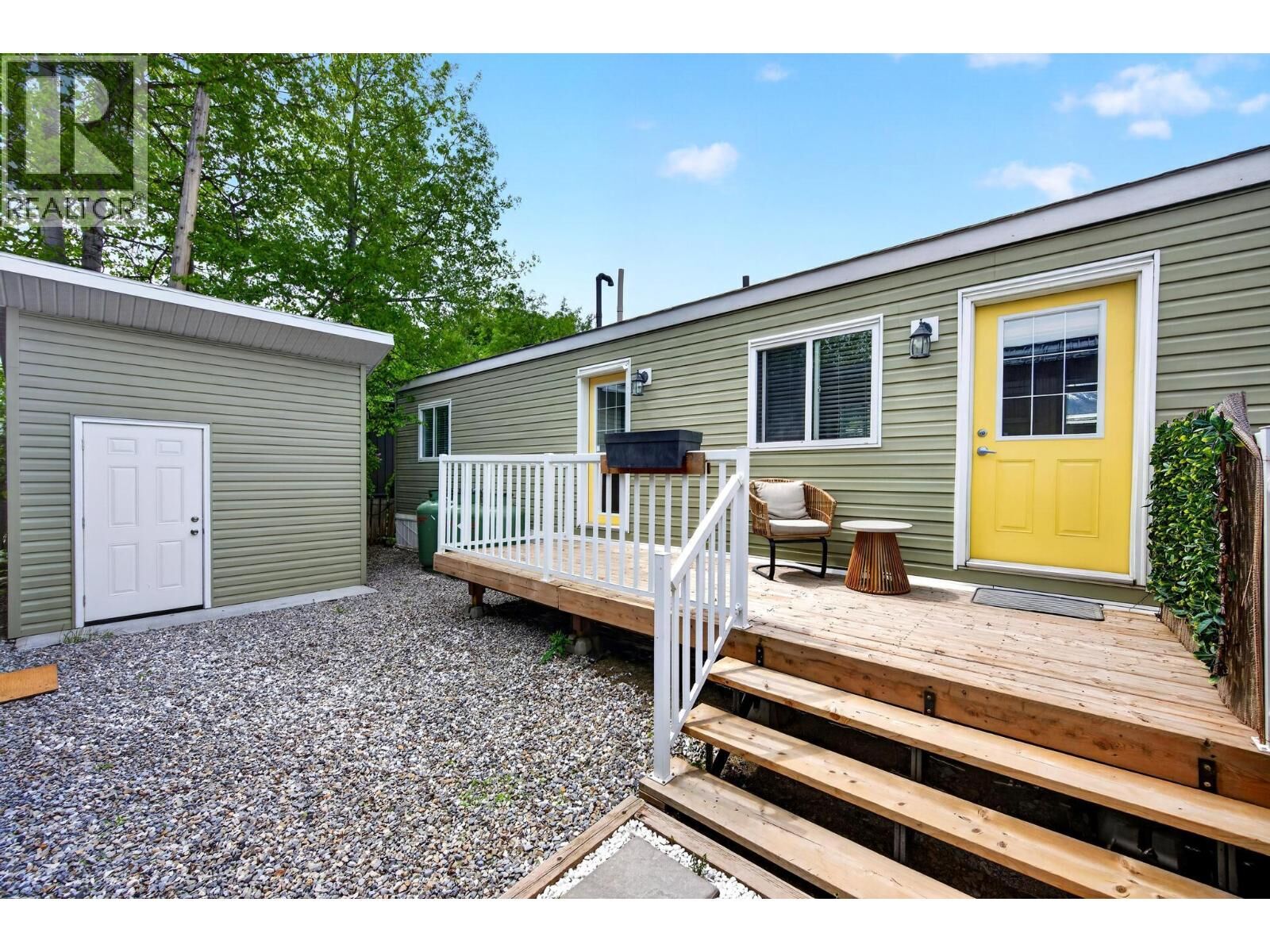 Property Photo:  1409 11th Avenue North 17  BC V0A 1H2 