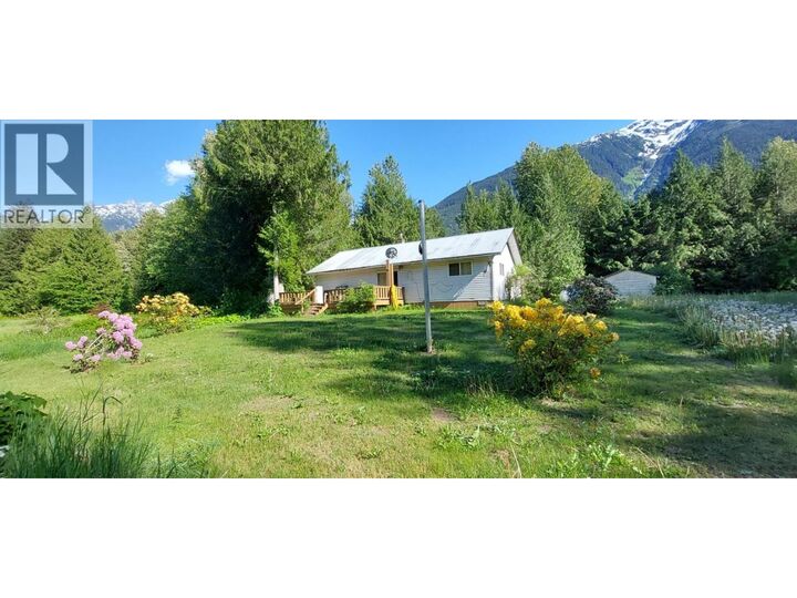 Property Photo:  2250 Mackenzie 20 Highway  BC V0T 1H0 