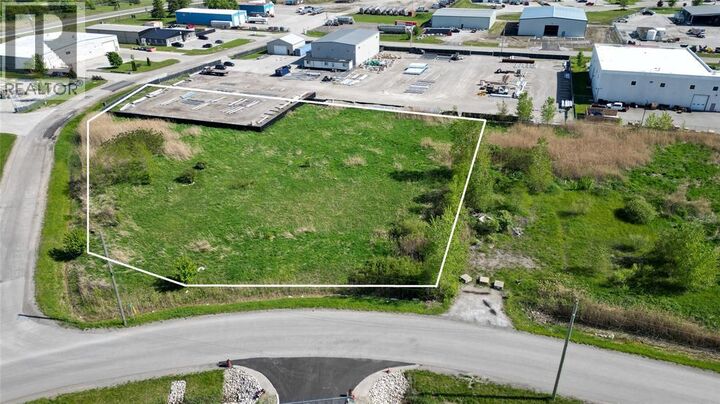 Property Photo: 511 Gladwish Drive ON N7T 7H3