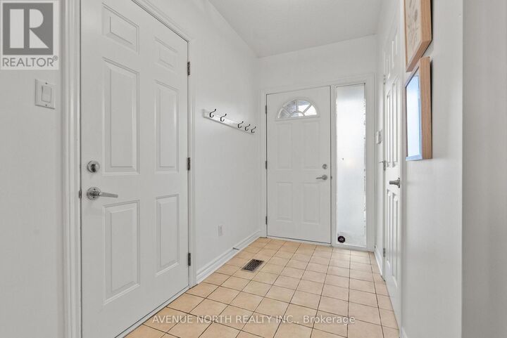 Property Photo:  244 Deerfox Drive  ON K2J 4Z2 